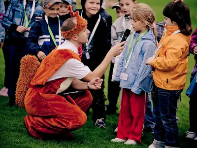 Animator zabaw z mikrofonem - Park Atrakcji Ekologiczny - Organizacja Imprez, Pikników, Festynów