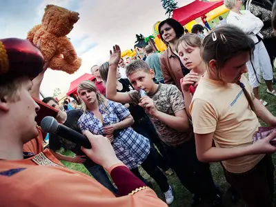 Animator zabaw z mikrofonem - Park Atrakcji Arabski - Organizacja Imprez, Pikników, Festynów