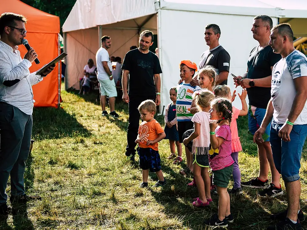 Animator zabaw z mikrofonem - zdjęcie 3 - Organizacja Imprez, Pikników, Festynów