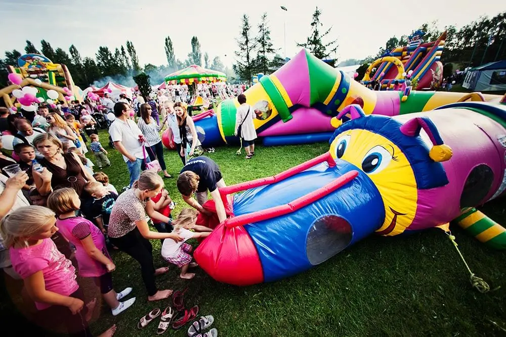 Gąsienica megi - Organizacja Imprez, Pikników, Festynów