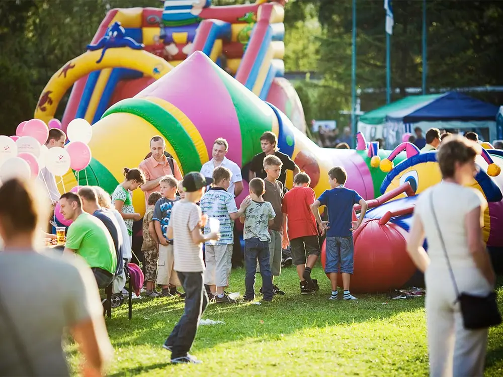 Gąsienica megi - zdjęcie 2 - Organizacja Imprez, Pikników, Festynów