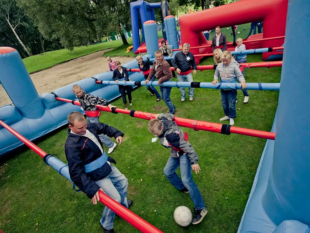 Gigantyczne piłkarzyki - zdjęcie 2 - Organizacja Imprez, Pikników, Festynów
