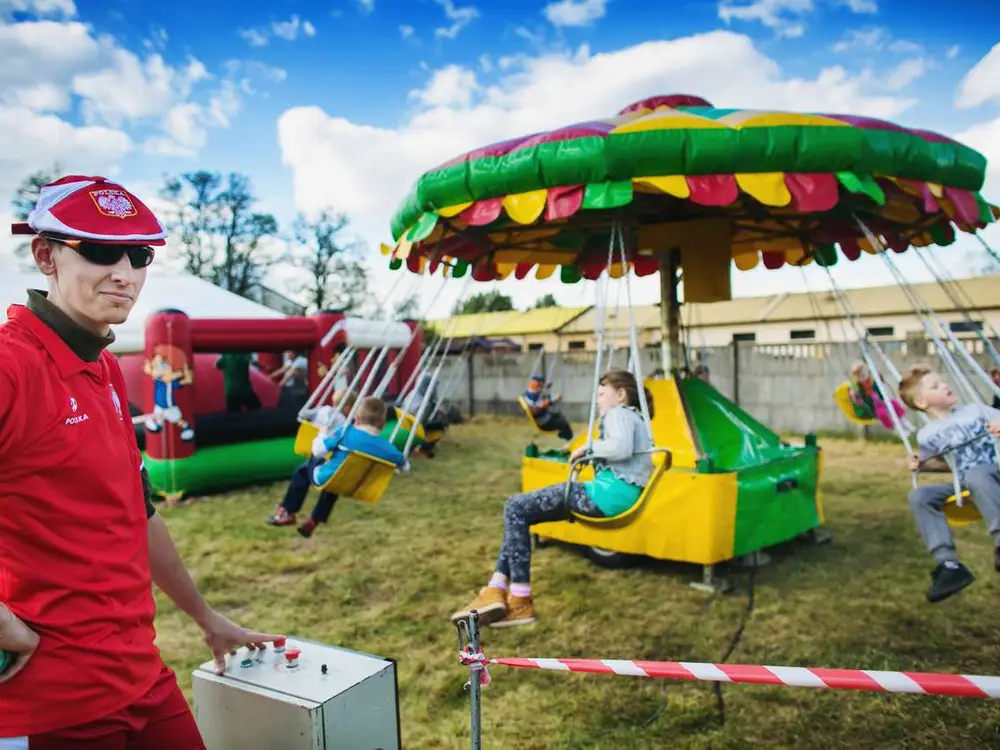 Karuzela - atrakcja dla dzieci - zdjęcie 3 - Organizacja Imprez, Pikników, Festynów