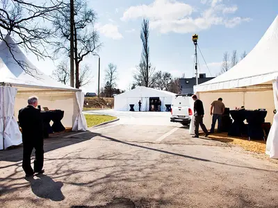 Namioty białe - Profesjonalna organizacja imprez - zdjęcie 1