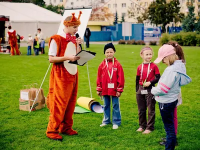 Animator zabaw z mikrofonem - Park Atrakcji Ekologiczny - Organizacja Imprez, Pikników, Festynów