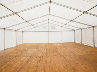 Podłoga sosnowa - Organizacja Imprez, Pikników, Festynów