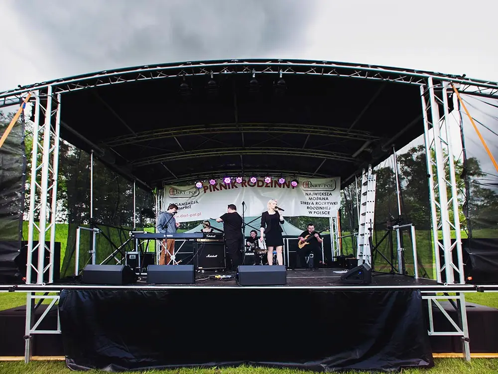 Profesjonalna scena estradowa - zdjęcie 2 - Organizacja Imprez, Pikników, Festynów