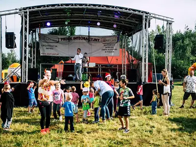 Profesjonalna scena estradowa - Profesjonalna organizacja imprez - zdjęcie 3