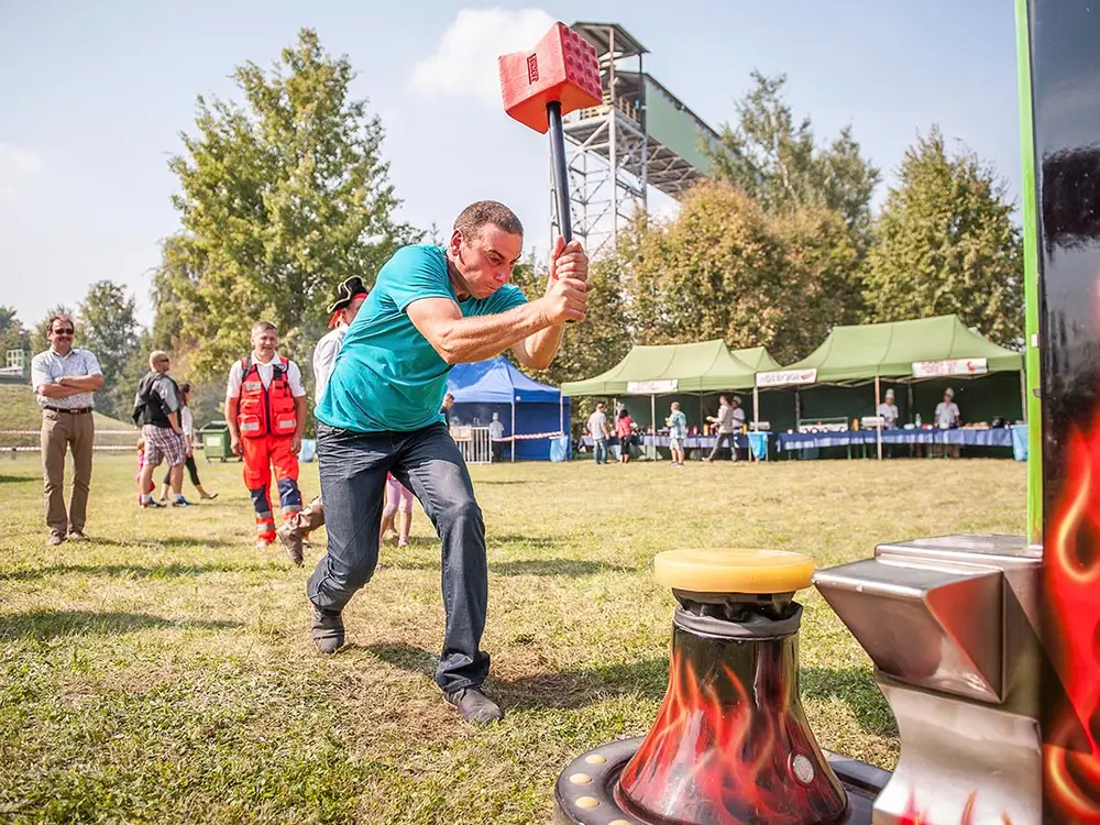 Siłomierz młot - zdjęcie 2 - Organizacja Imprez, Pikników, Festynów