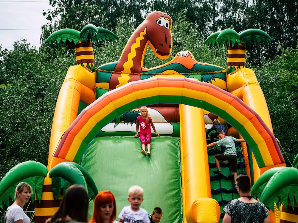 Zjeżdżalnia Jaskiniowcy - zdjęcie 4 - Organizacja Imprez, Pikników, Festynów