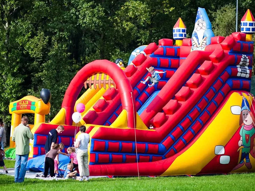 Zjeżdżalnia Merlin - zdjęcie 3 - Organizacja Imprez, Pikników, Festynów