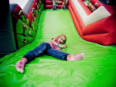 Zjeżdżalnia Piłka Nożna - Park Atrakcji Mega Piłkarski - Organizacja Imprez, Pikników, Festynów