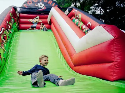 Zjeżdżalnia Piłka Nożna - Park Atrakcji Mega Piłkarski - Organizacja Imprez, Pikników, Festynów