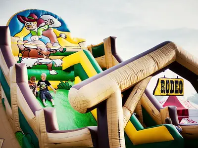 Zjeżdżalnia Zagroda - Park Atrakcji Country Zagroda - Organizacja Imprez, Pikników, Festynów